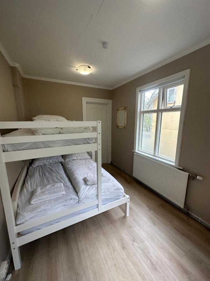 In The Heart Of Akureyri Apartment Bagian luar foto